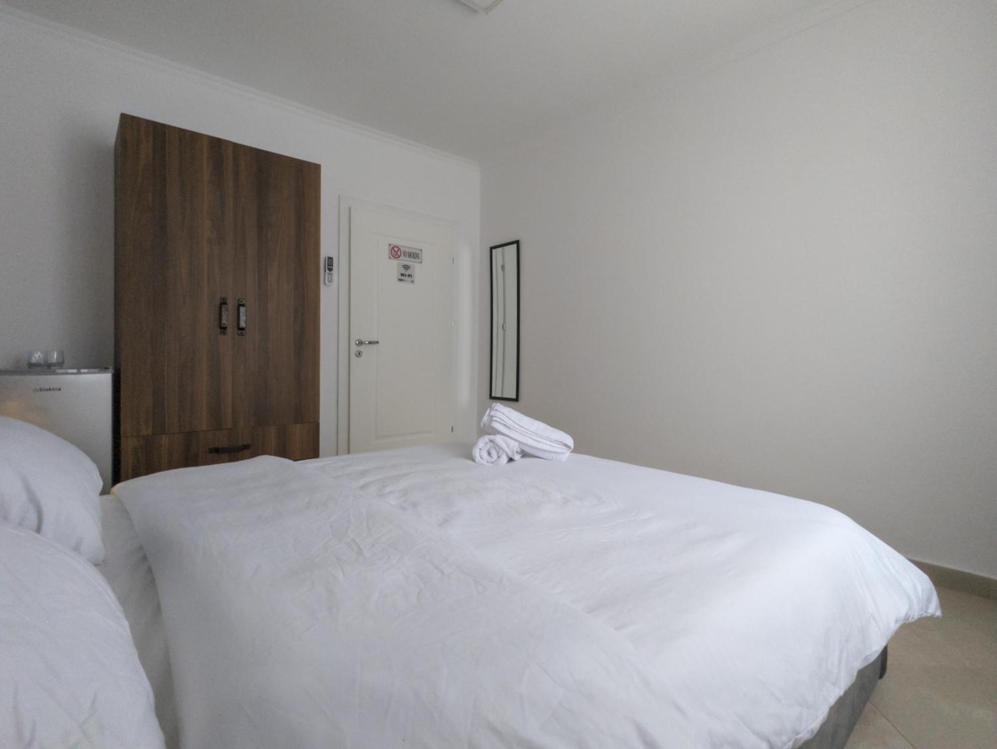 Center Luxury Rooms Tirana Exterior photo